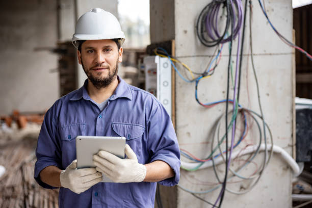 Best Affordable Electrician  in Shady Hollow, TX